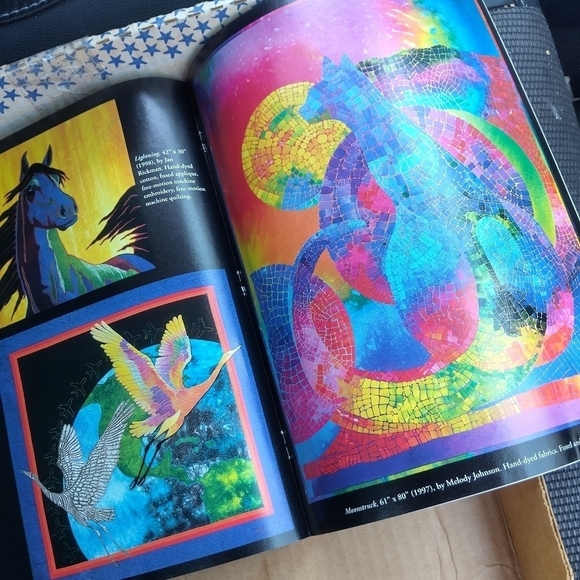 Quilter's Gallery Vintage Magazine Quilting Quilt - Picture 3 of 5